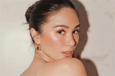 heart evangelista nip slip|Heart nagpasilip ng boobs sa pictorial 